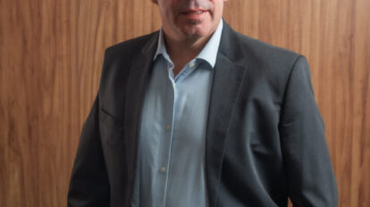 Dr. ALCIDES MOSCONI NETO CRM MG 39284 – RQE 56293 – CRM SP 102690 – RQE 108489
